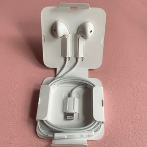 Brand New Apple Headphones White